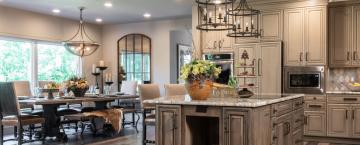 Lakeside Living in the Heart of Creve Coeur